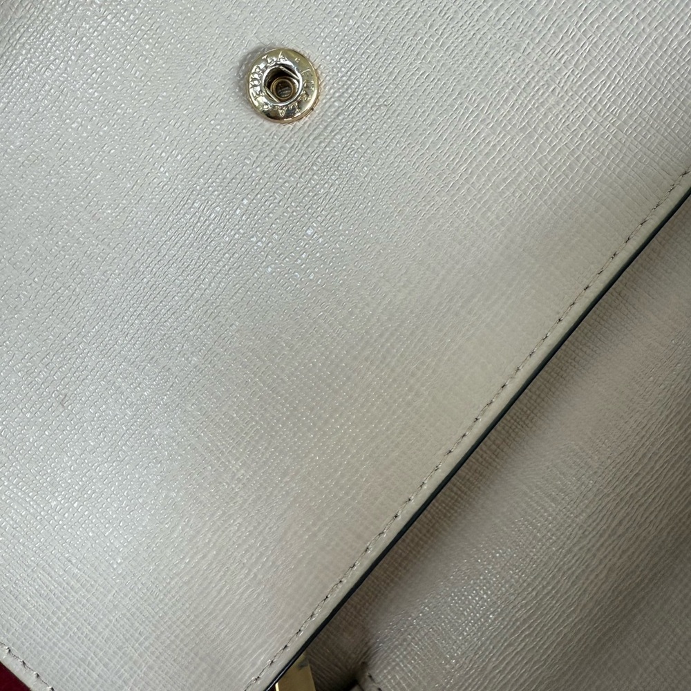 Furla Cream Crossbody Bag with Gold Chain - Picture 8 of 14